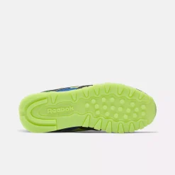 Big Kids' Shoes (Sizes 3.5-7)|Reebok Big Kids' Shoes (Sizes 3.5-7) Classic Leather Step 'N Flash Shoes - Preschool