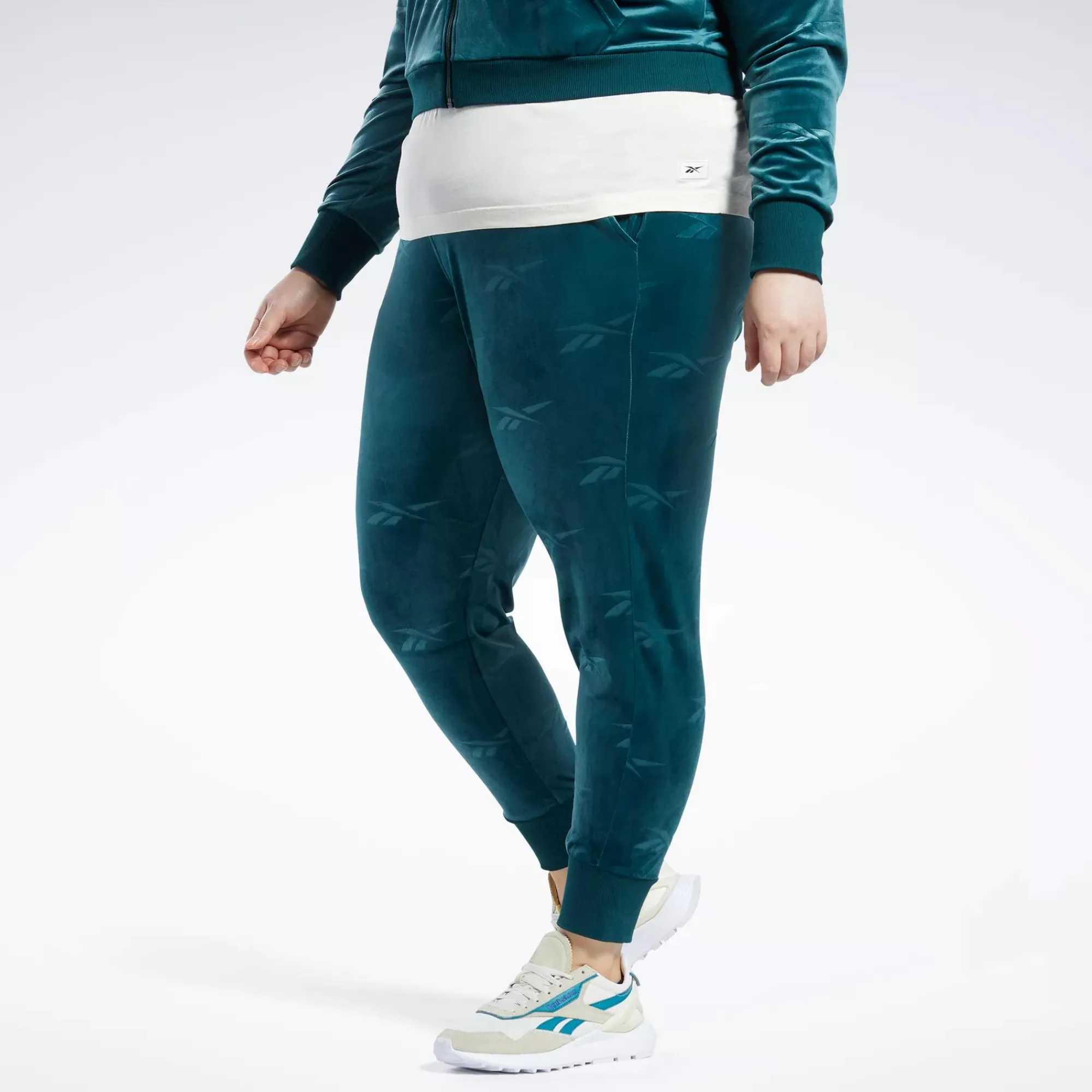 Pants & Sweatpants|Reebok Pants & Sweatpants Classics Energy Q4 Velour Pants (Plus Size)