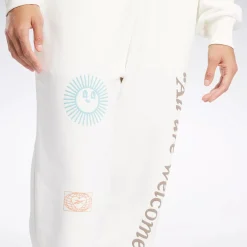 Pants & Sweatpants|Reebok Pants & Sweatpants Classics Graphic Pants