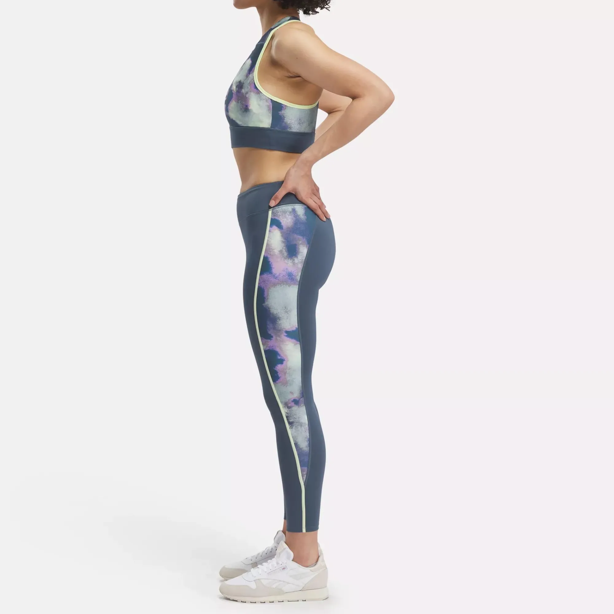 Sports Bras|Reebok Sports Bras Running Allover Print Bra